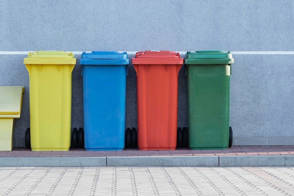 Recycling shredded paper